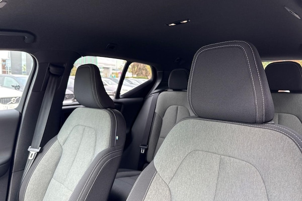 Used Volvo XC40 2023 for sale - 76179528: Photo 28