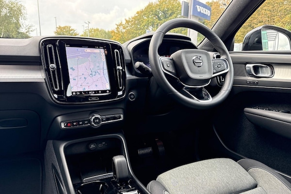 Used Volvo XC40 2023 for sale - 76179528: Photo 34