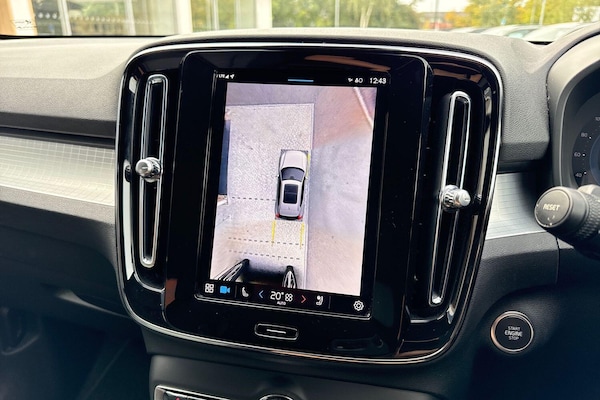 Used Volvo XC40 2023 for sale - 76179528: Photo 4