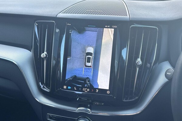 Used Volvo XC60 2022 for sale - 76260295: Photo 4