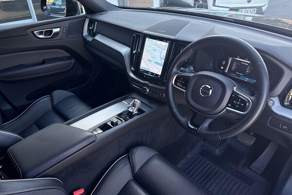 Used Volvo XC60 2022 for sale - 76260295: Photo 5