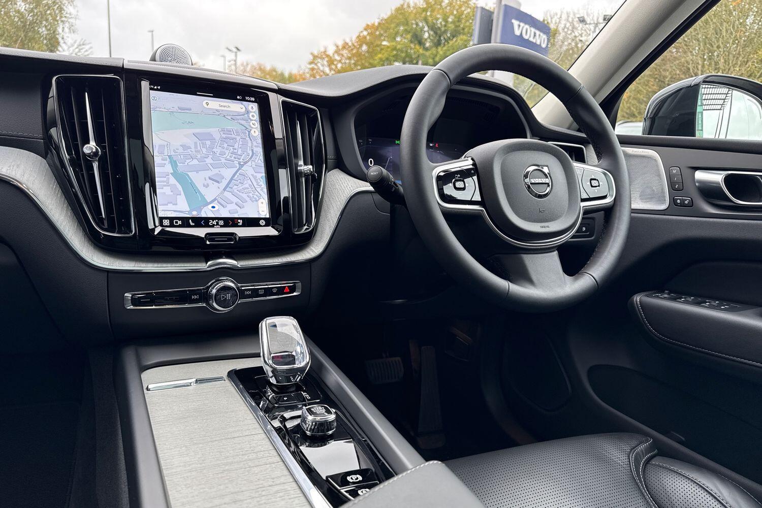 Used Volvo XC60 2025 for sale - 76457562: Photo 35