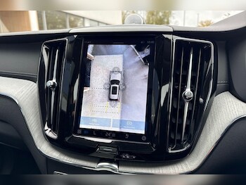 Used Volvo XC60 2025 for sale - 76457562: Photo