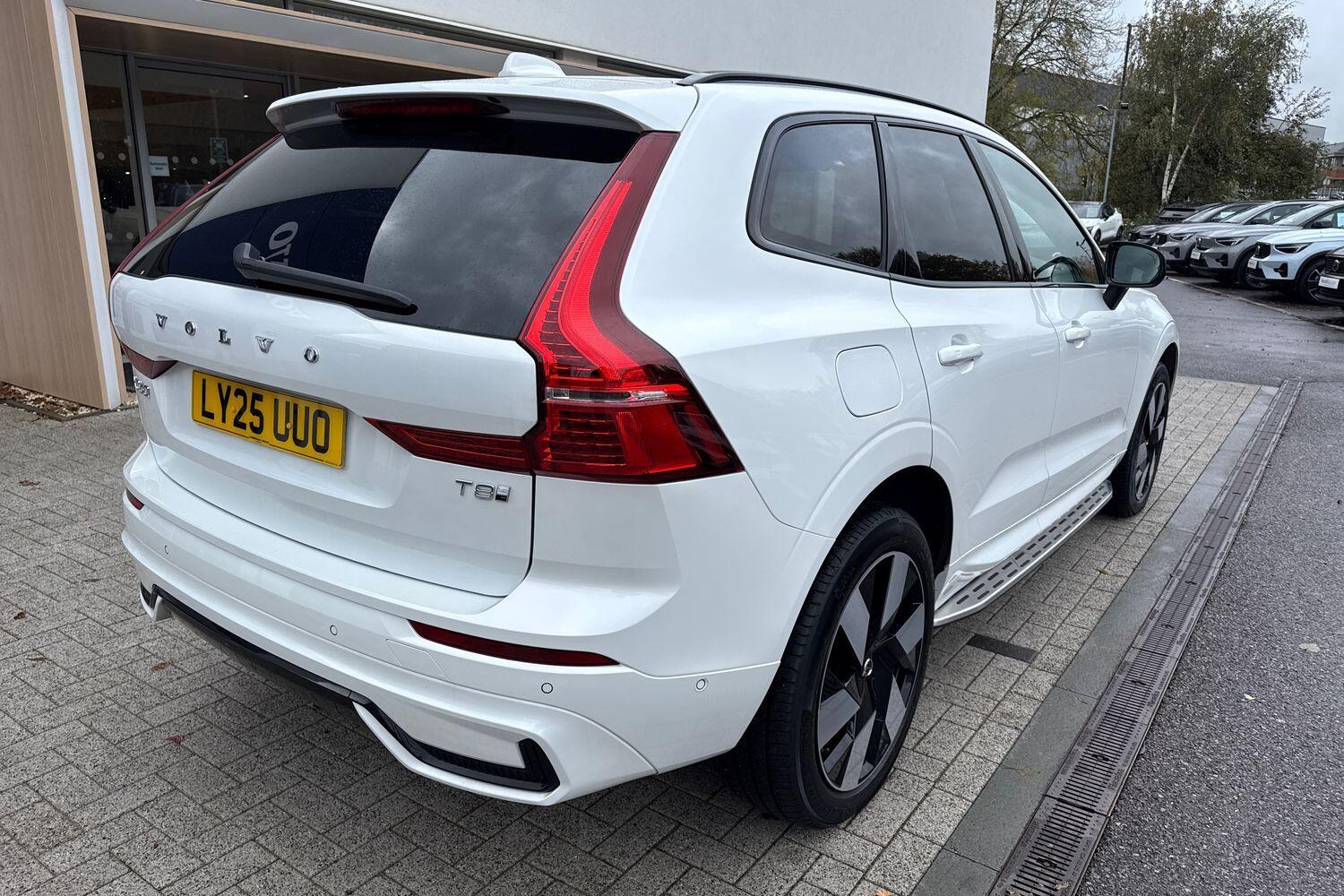 Used Volvo XC60 2025 for sale - 76457562: Photo 8