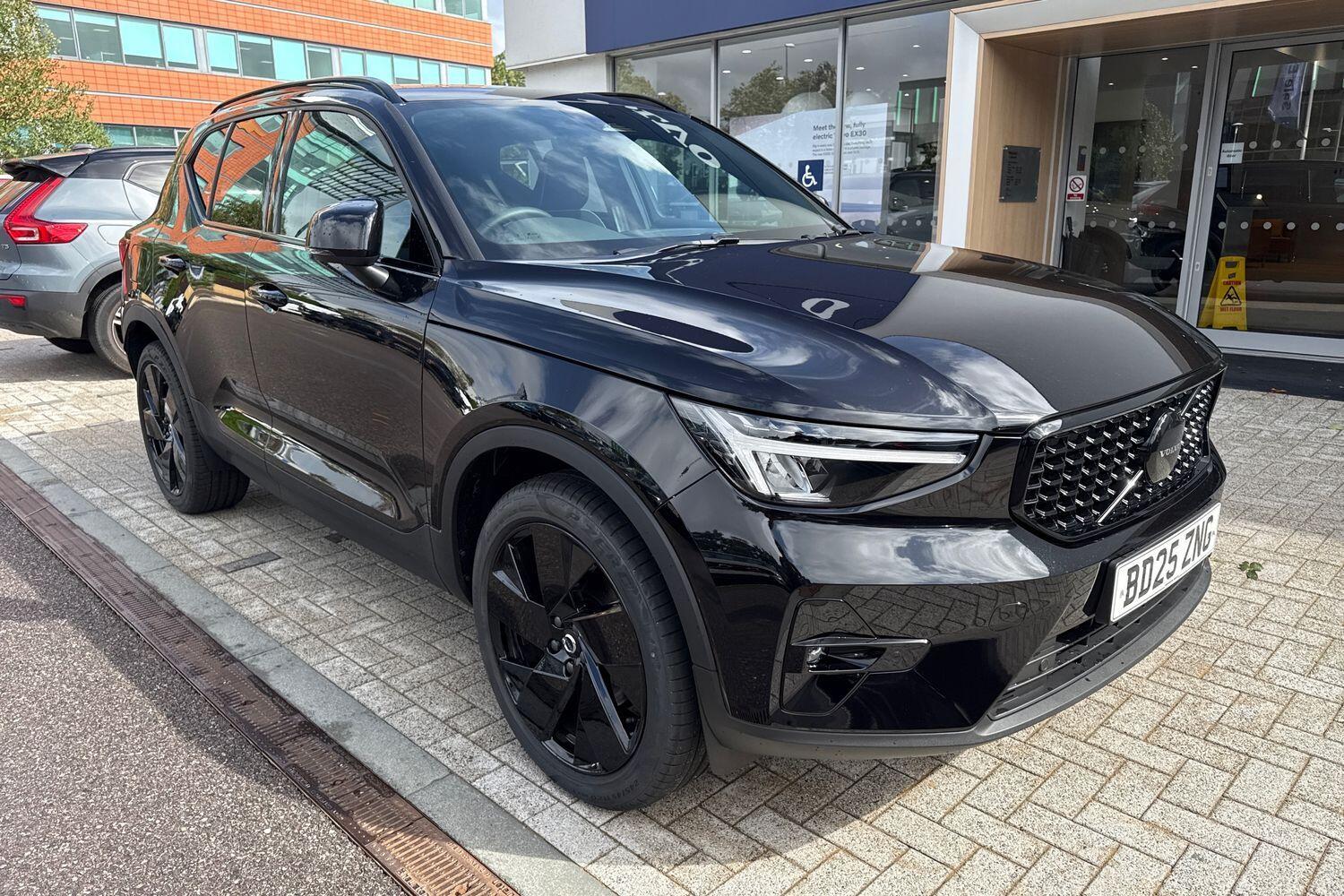 Used Volvo XC40 2025 for sale - 76174835: Photo 11