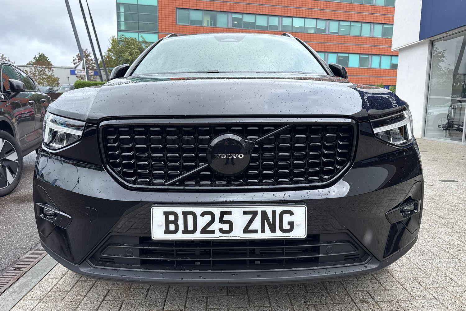 Used Volvo XC40 2025 for sale - 76174835: Photo 12