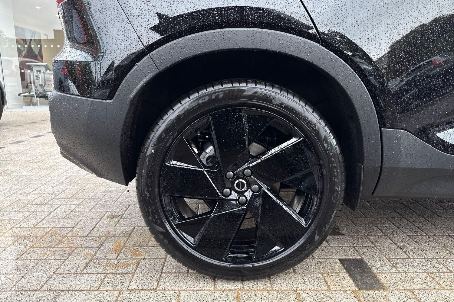 Used Volvo XC40 2025 for sale - 76174835: Photo 13