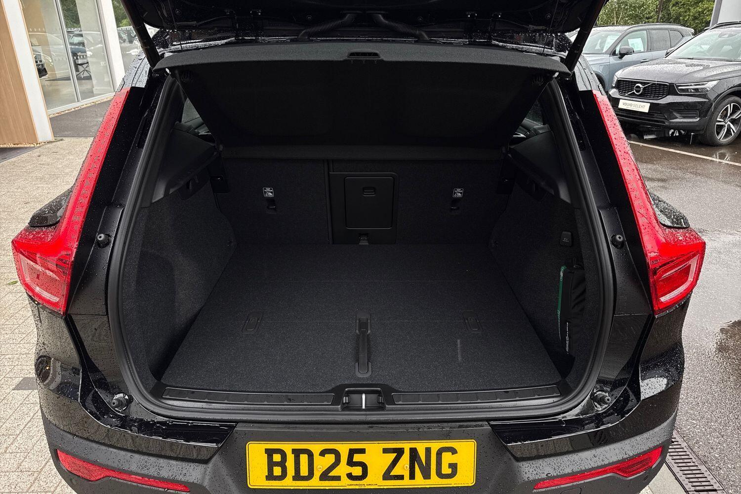 Used Volvo XC40 2025 for sale - 76174835: Photo 19