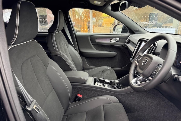 Used Volvo XC40 2025 for sale - 76174835: Photo 25