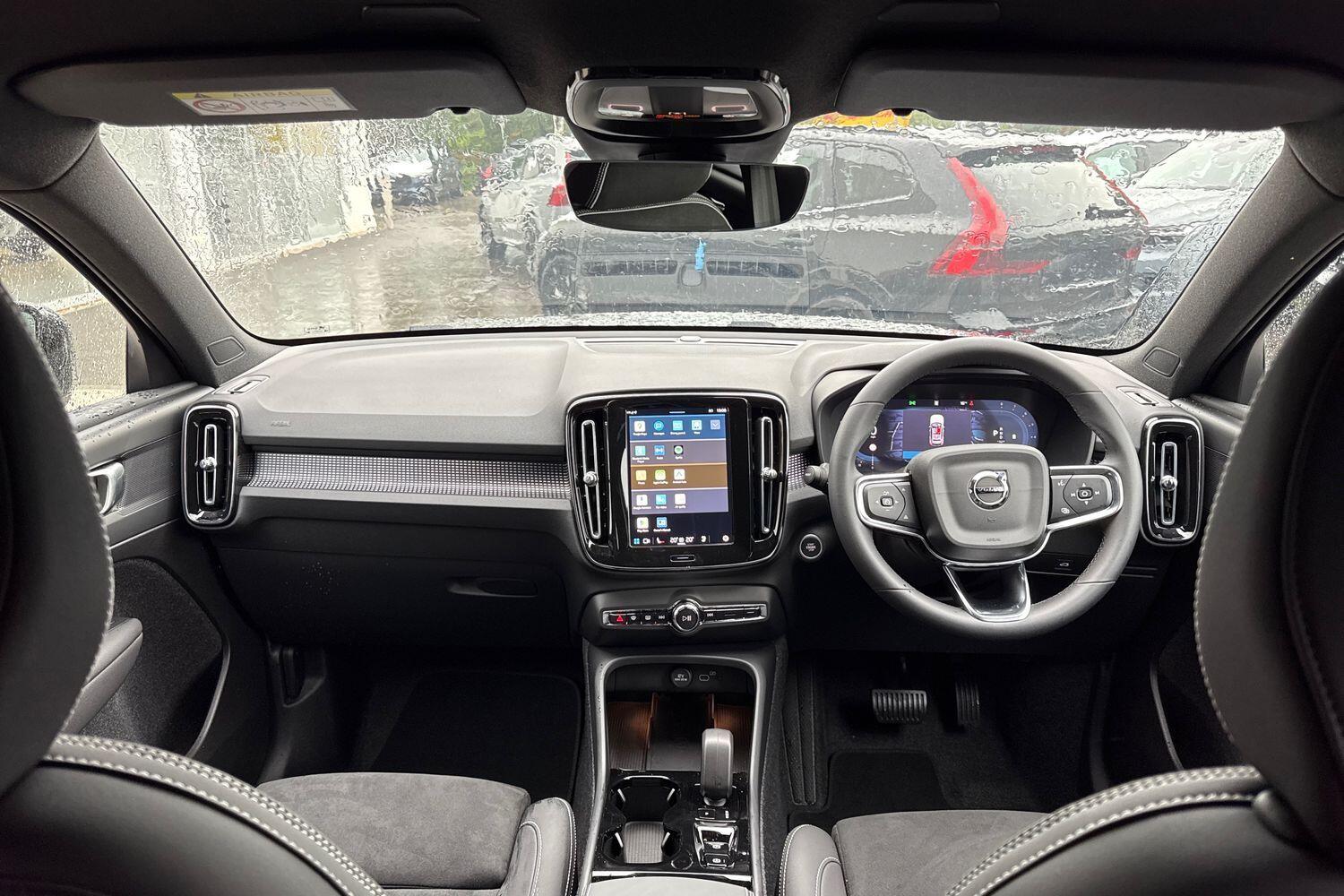 Used Volvo XC40 2025 for sale - 76174835: Photo 3