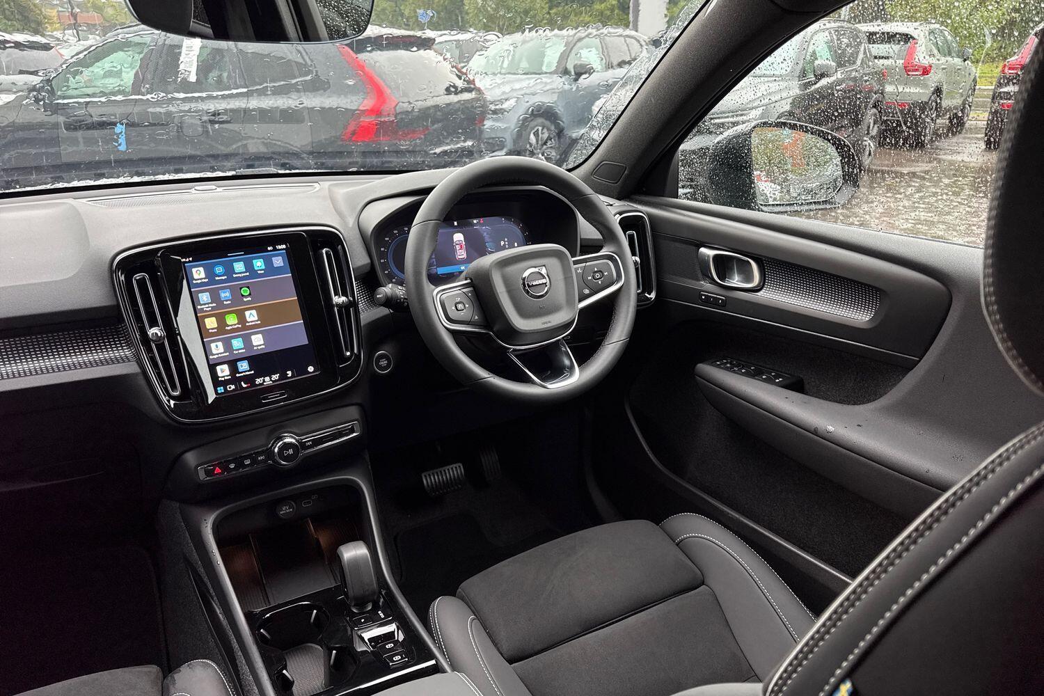 Used Volvo XC40 2025 for sale - 76174835: Photo 32