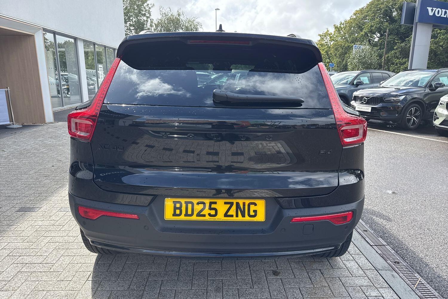 Used Volvo XC40 2025 for sale - 76174835: Photo 8