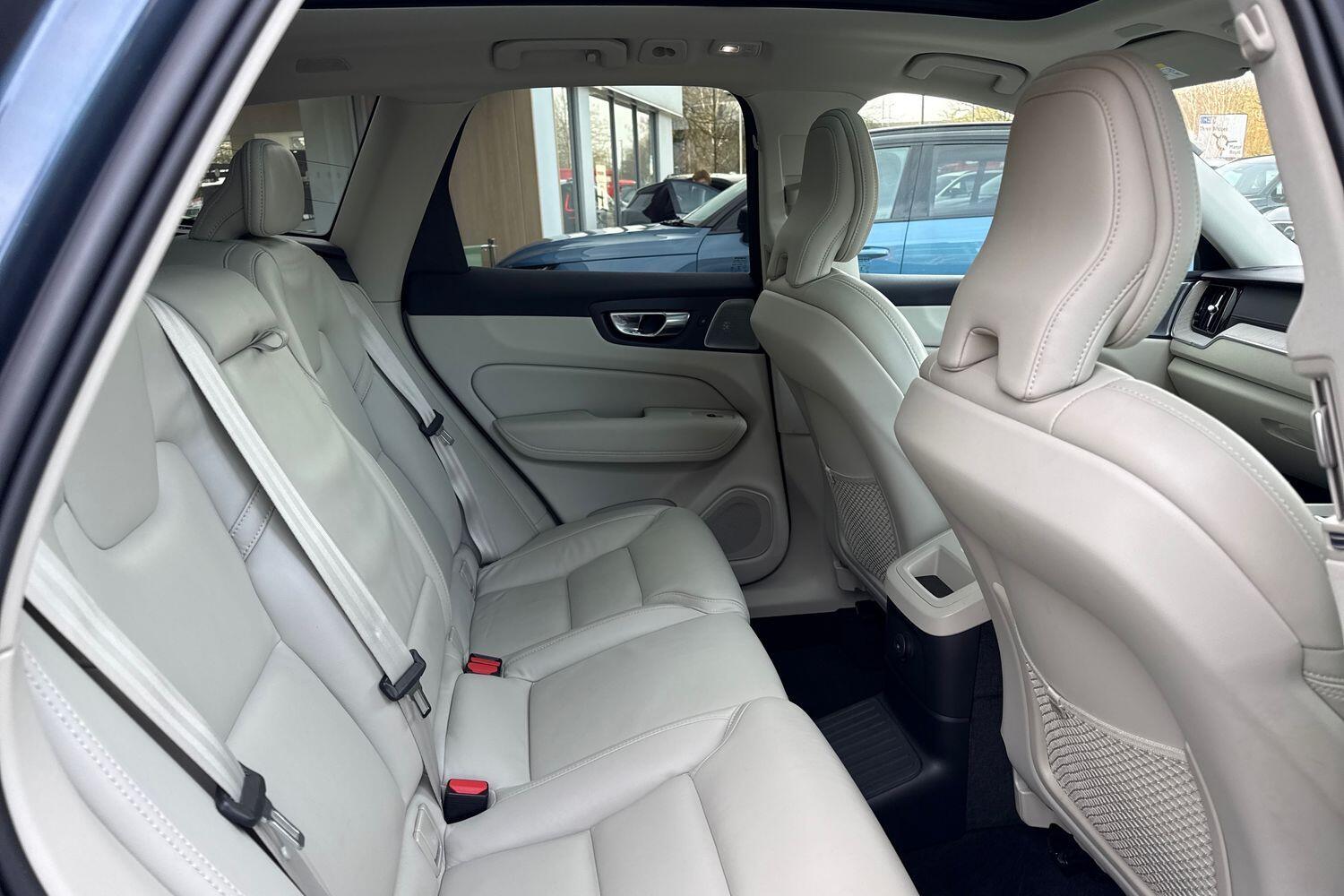 Used Volvo XC60 2022 for sale - 77657861: Photo 23