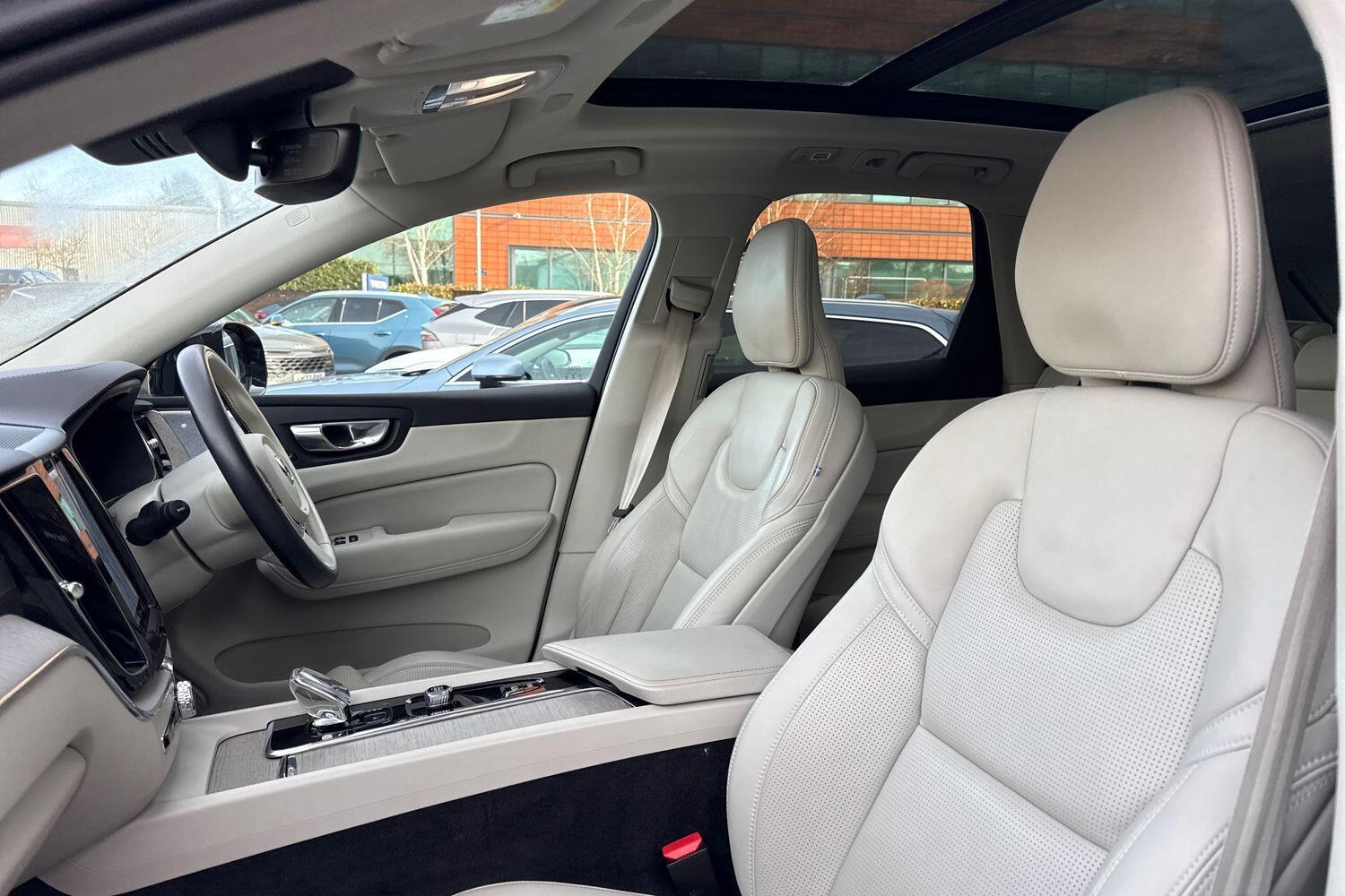 Used Volvo XC60 2022 for sale - 77657861: Photo 28