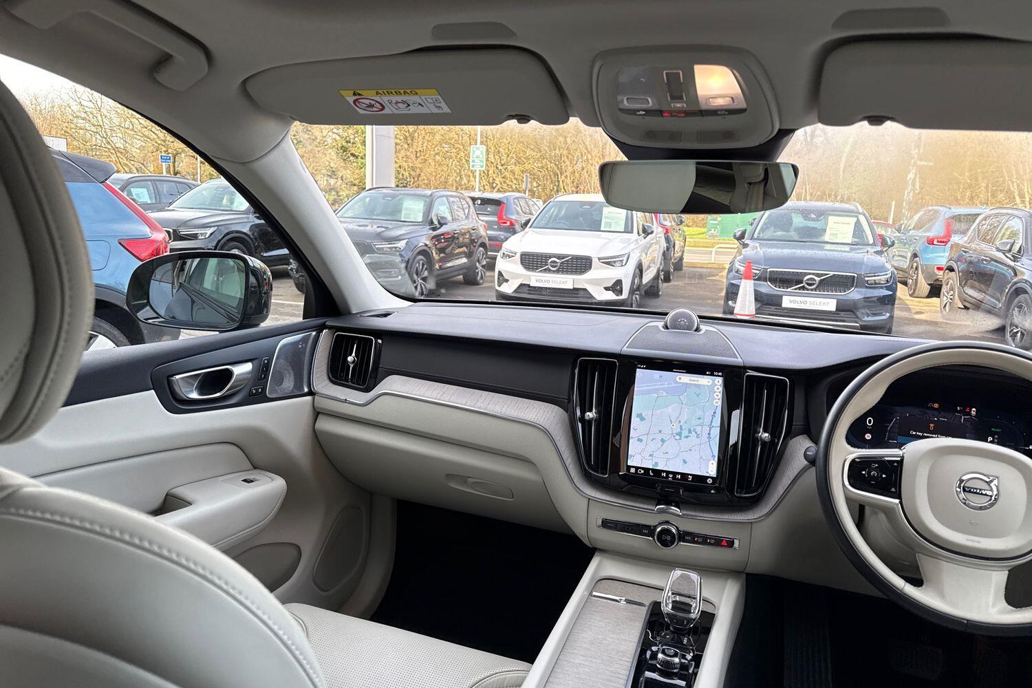 Used Volvo XC60 2022 for sale - 77657861: Photo 32