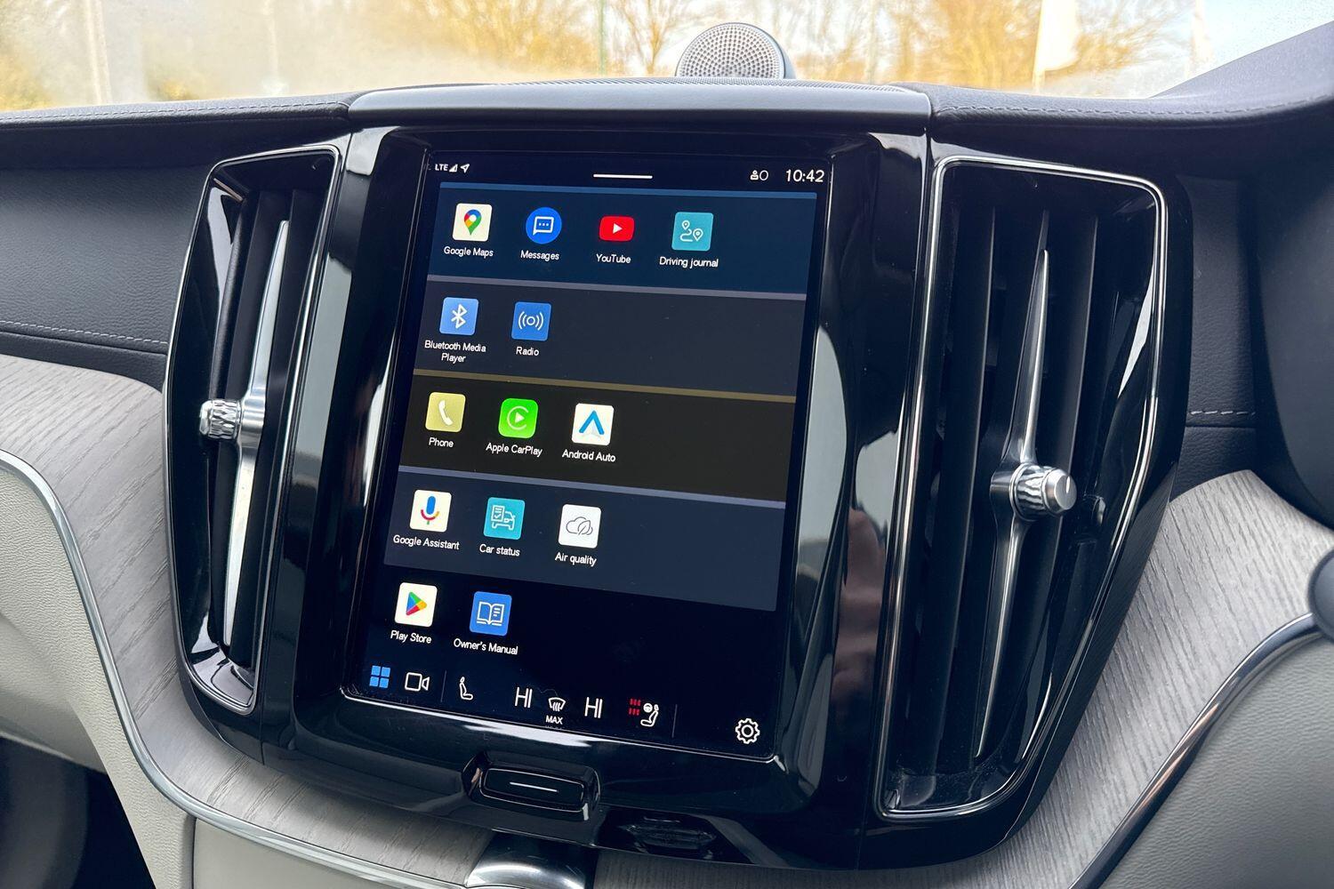 Used Volvo XC60 2022 for sale - 77657861: Photo 41