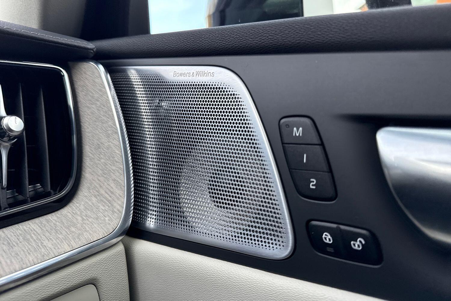 Used Volvo XC60 2022 for sale - 77657861: Photo 43