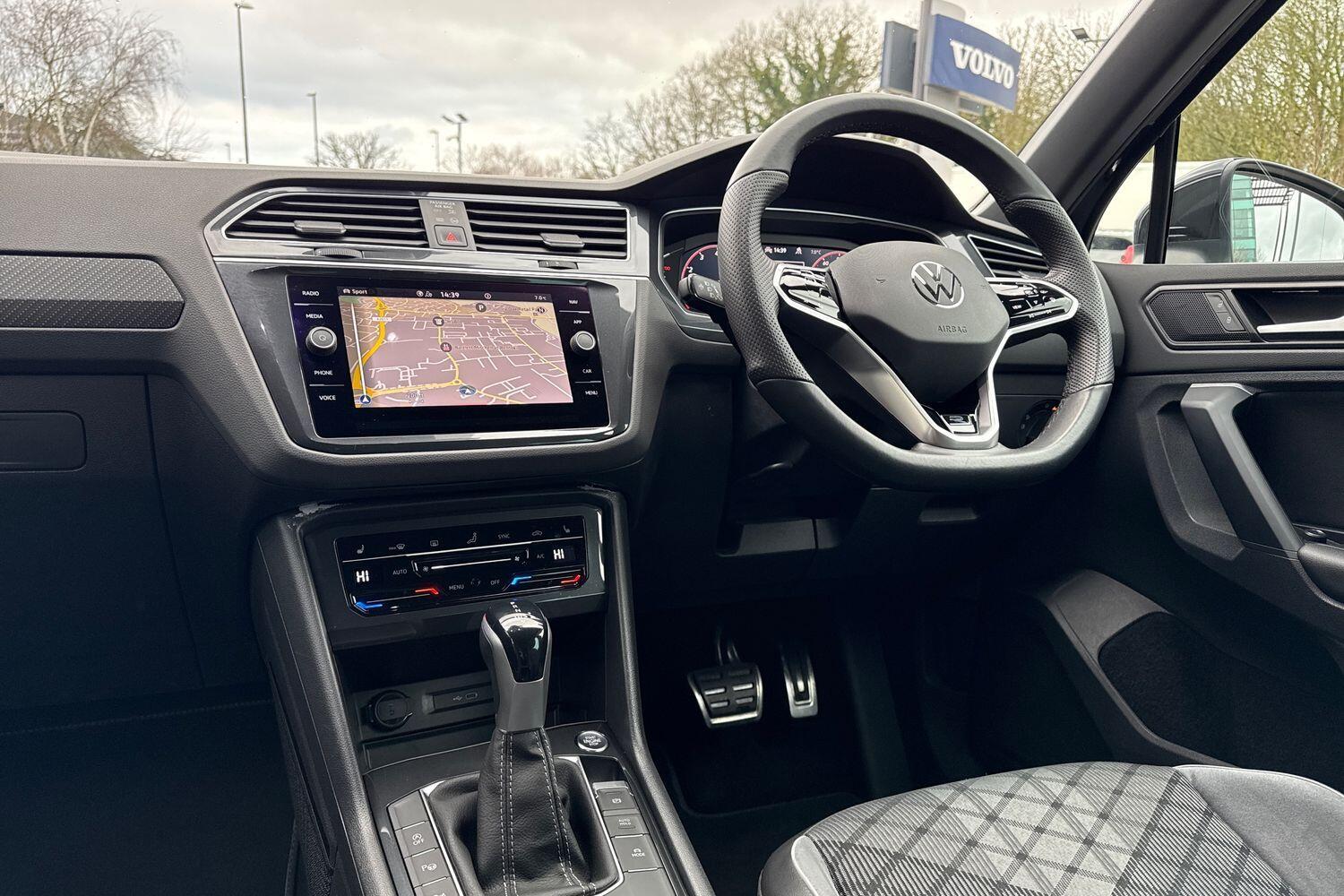 Used Volkswagen Tiguan 2023 for sale - 77411290: Photo 35