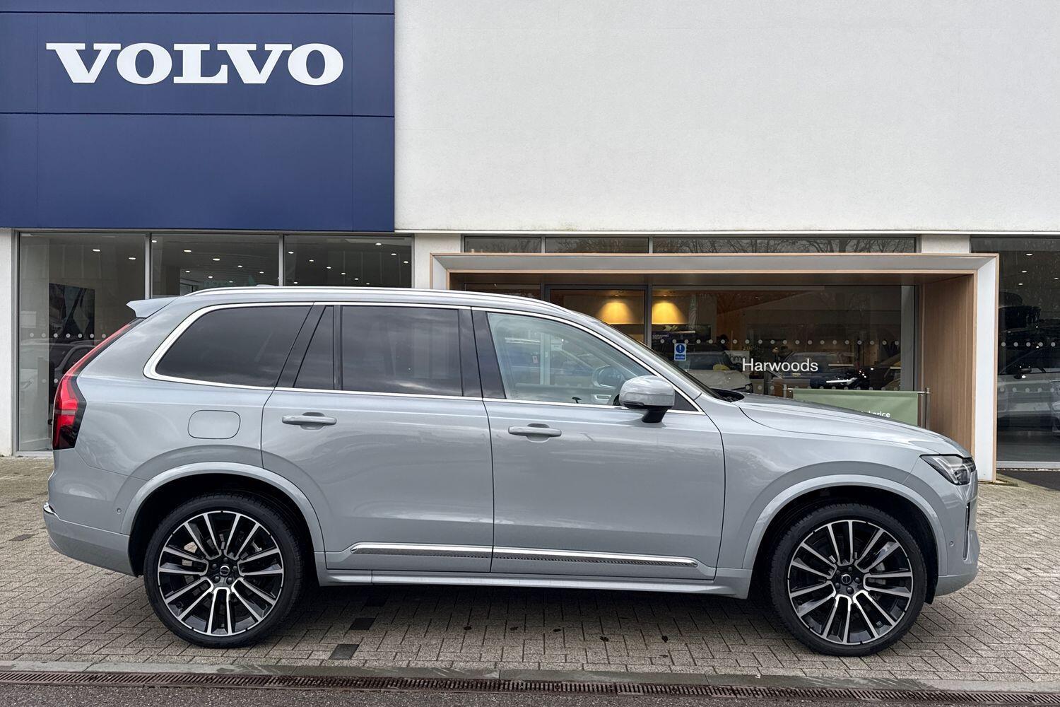 Used Volvo XC90 for sale - 77306344: Photo 2