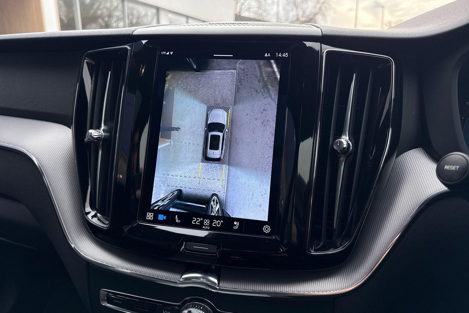 Used Volvo XC60 2022 for sale - 77574252: Photo 4