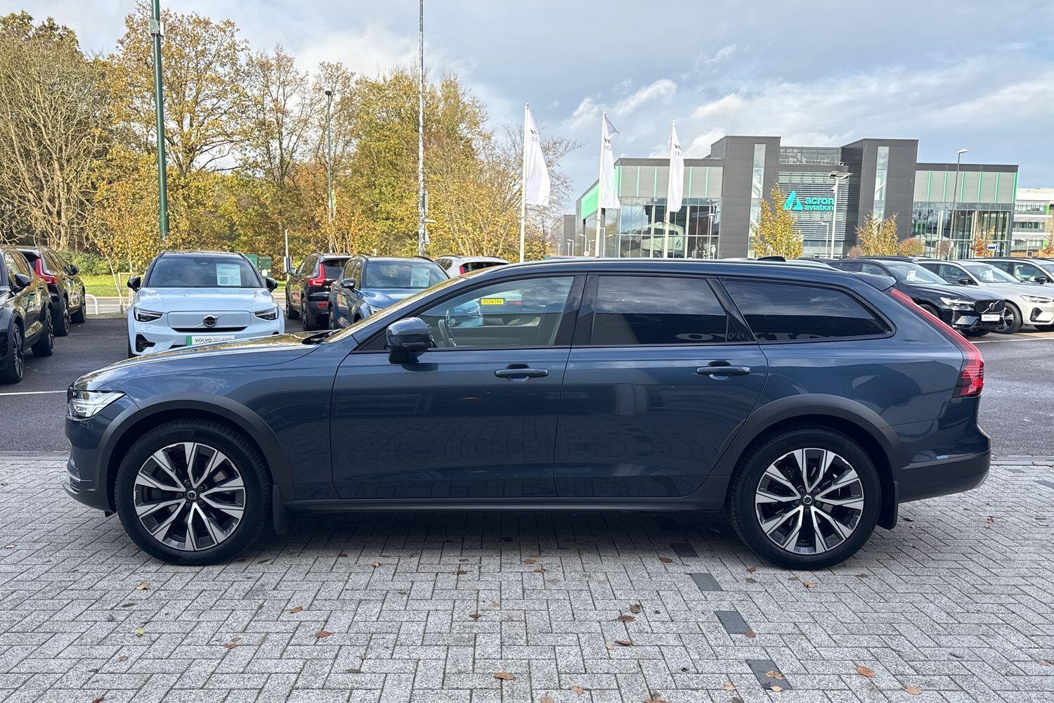 Used Volvo V90 2021 for sale - 76573784: Photo 11