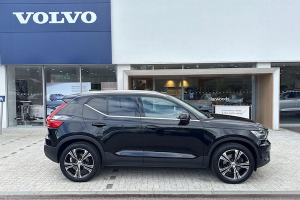 Used Volvo XC40 2022 for sale - 75741384: Photo 2