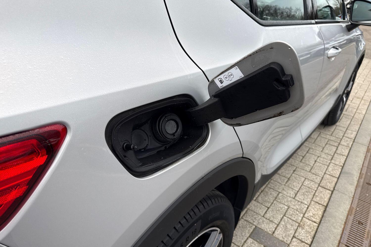 Used Volvo XC40 2023 for sale - 77067126: Photo 19