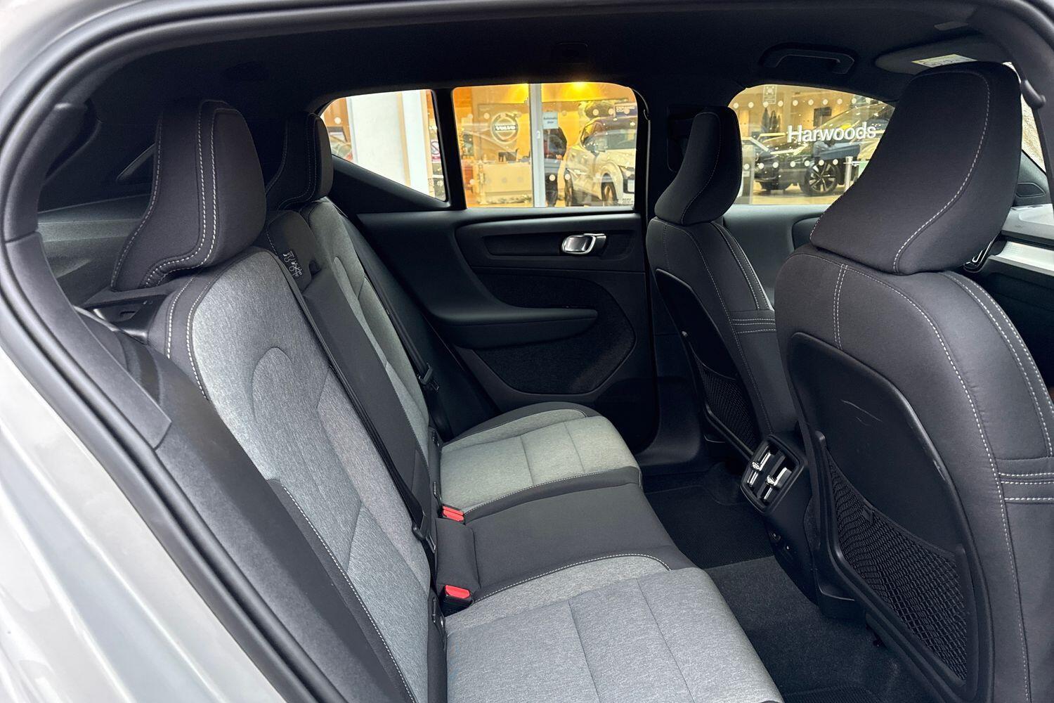 Used Volvo XC40 2023 for sale - 77067126: Photo 23