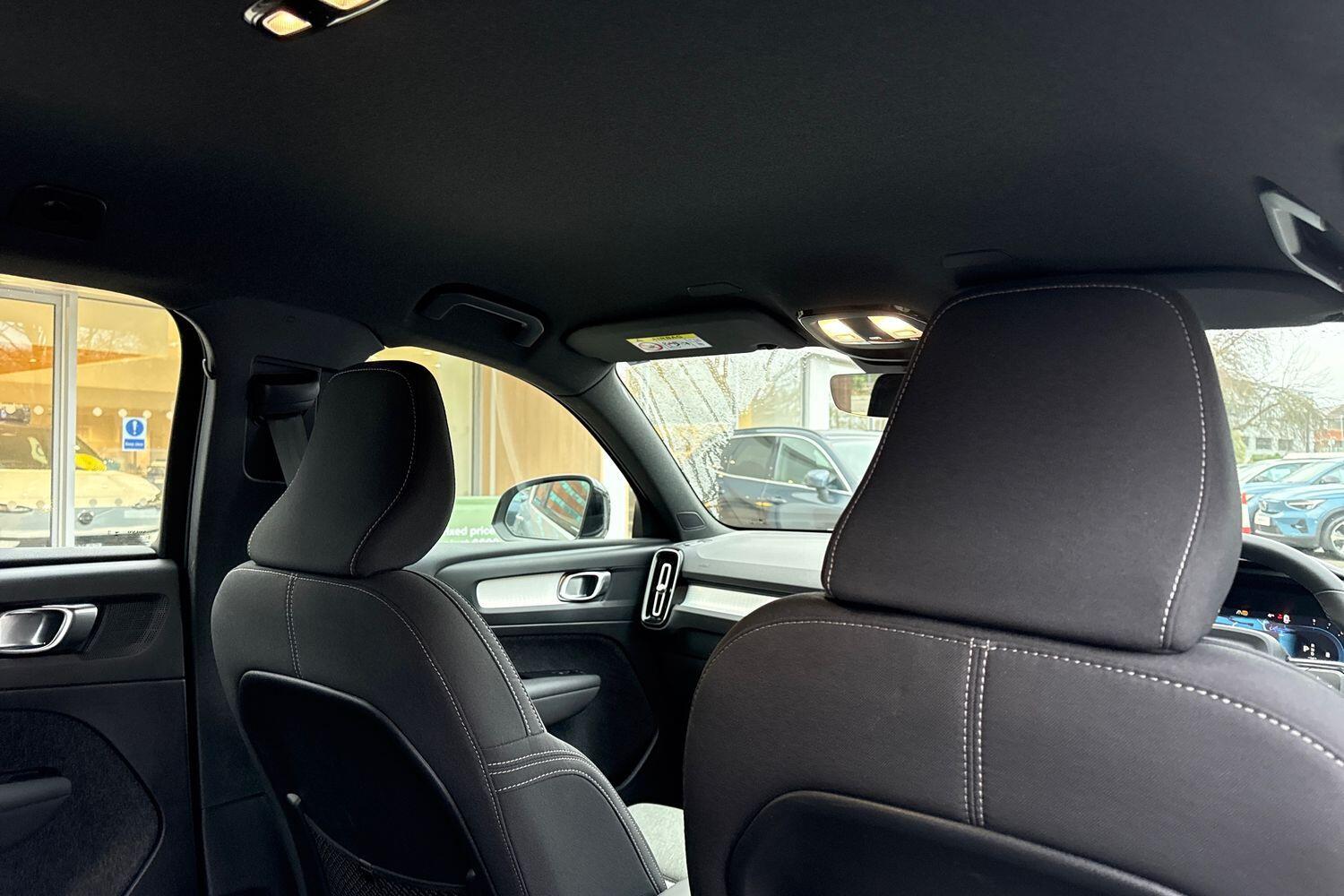 Used Volvo XC40 2023 for sale - 77067126: Photo 24