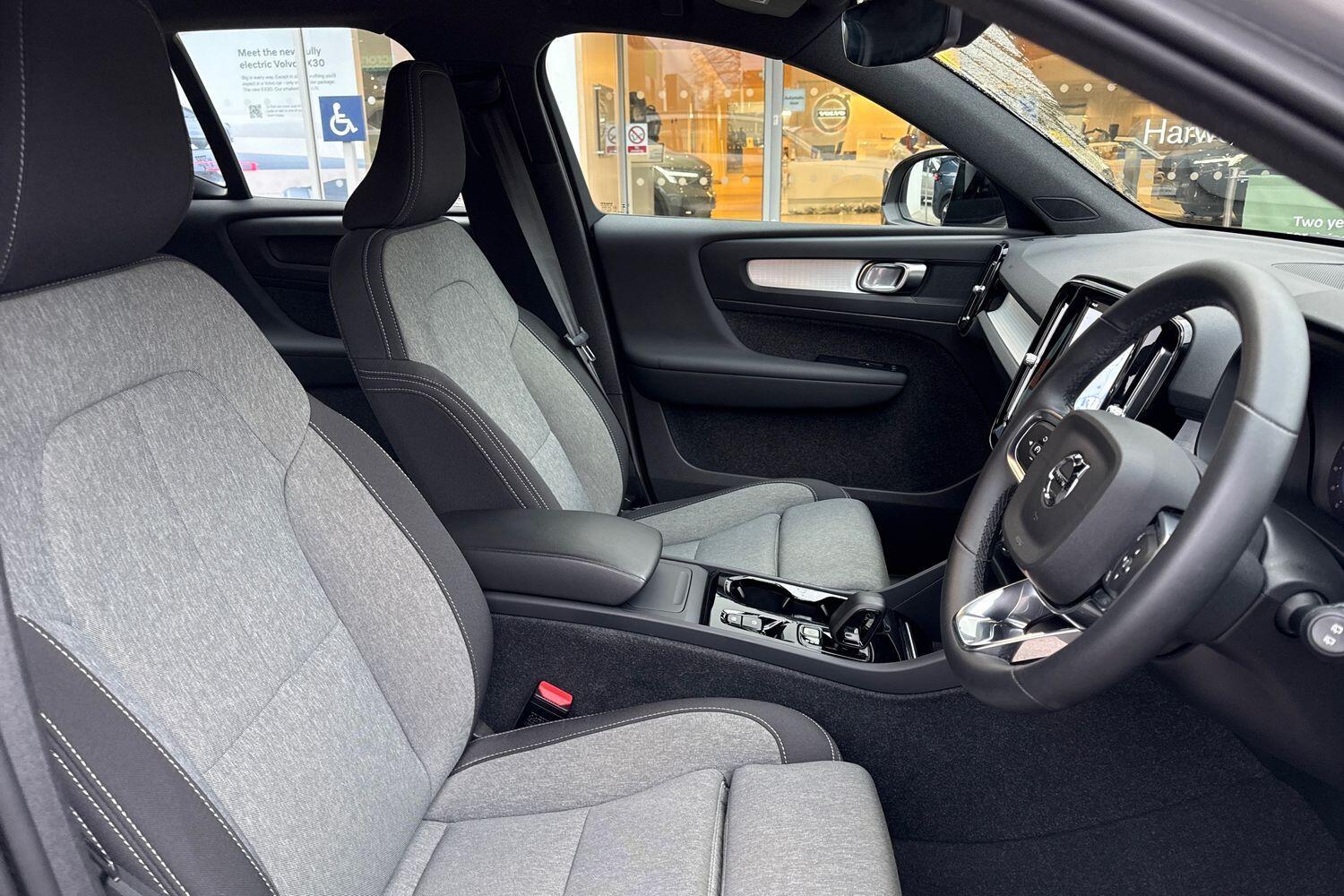 Used Volvo XC40 2023 for sale - 77067126: Photo 26