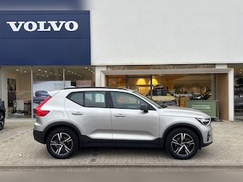 Used Volvo XC40 2023 for sale - 77067126: Photo
