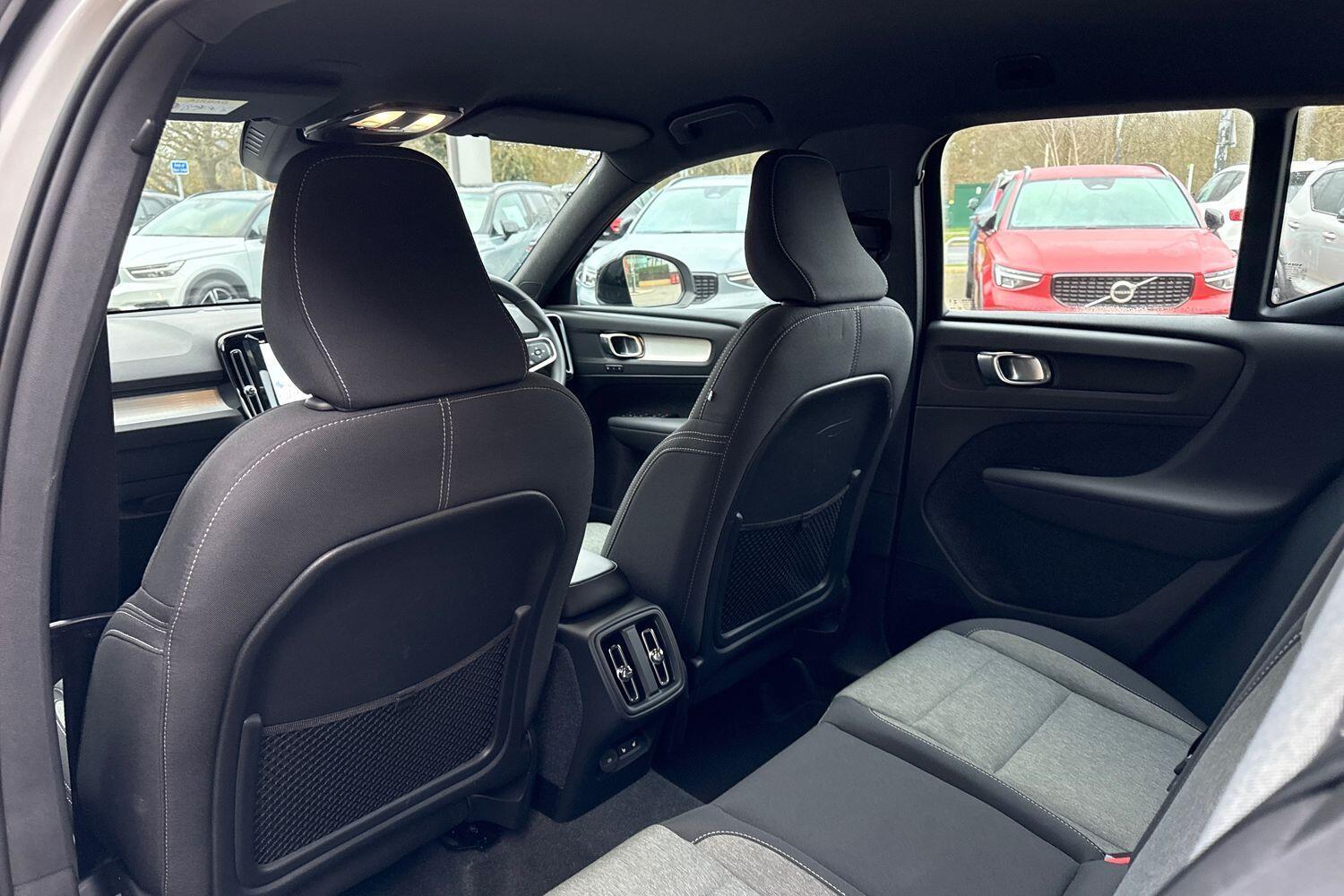 Used Volvo XC40 2023 for sale - 77067126: Photo 31