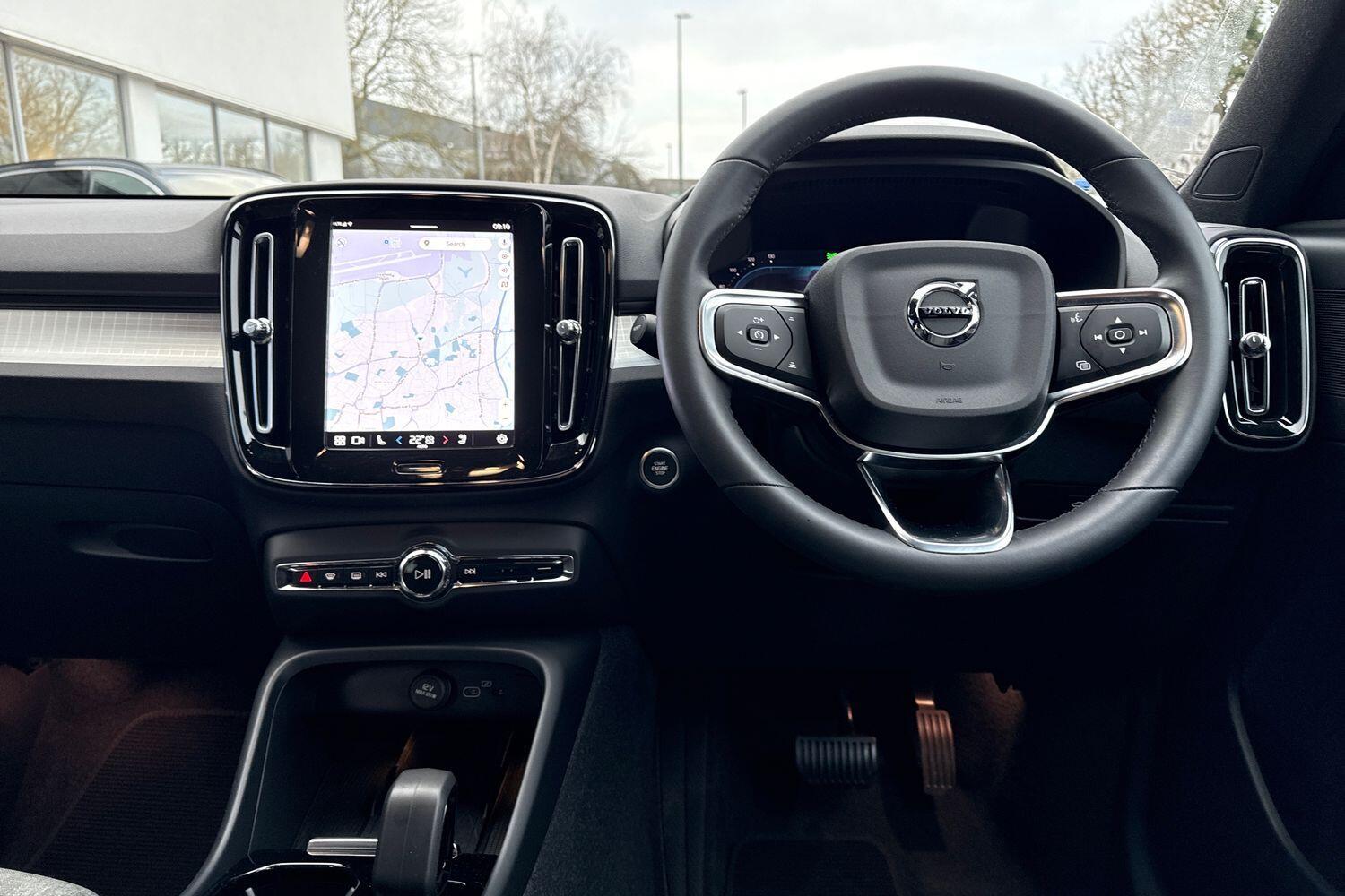 Used Volvo XC40 2023 for sale - 77067126: Photo 34