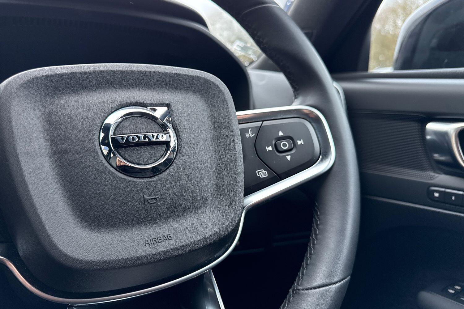 Used Volvo XC40 2023 for sale - 77067126: Photo 37