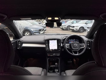 Used Volvo XC40 2023 for sale - 77067126: Photo