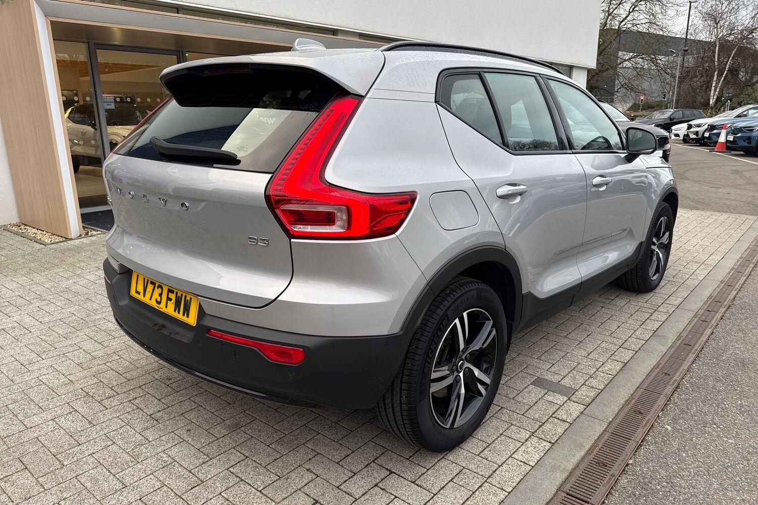 Used Volvo XC40 2023 for sale - 77067126: Photo 8