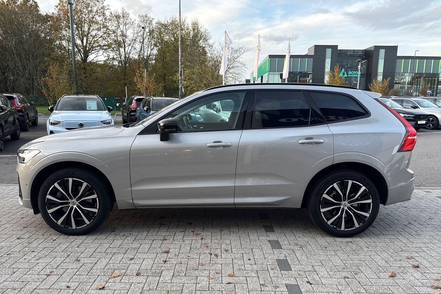 Used Volvo XC60 2023 for sale - 76607989: Photo 11