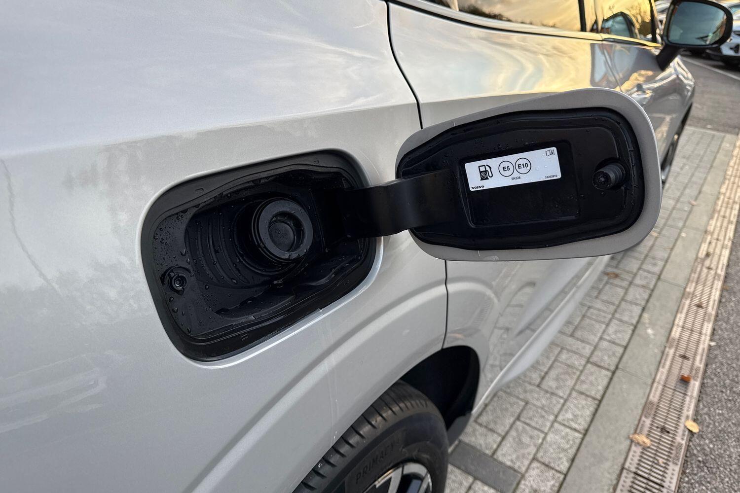 Used Volvo XC60 2023 for sale - 76607989: Photo 19