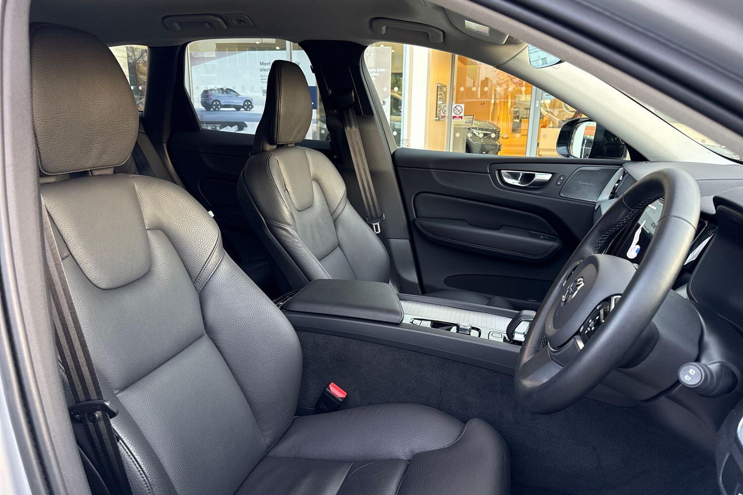 Used Volvo XC60 2023 for sale - 76607989: Photo 26