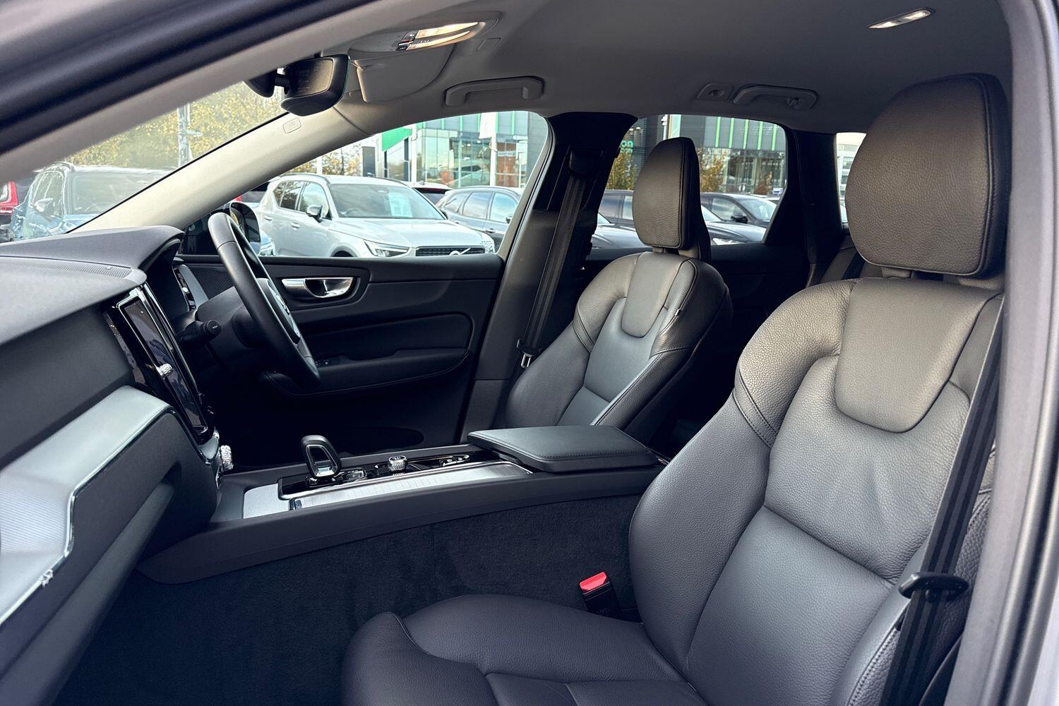 Used Volvo XC60 2023 for sale - 76607989: Photo 28