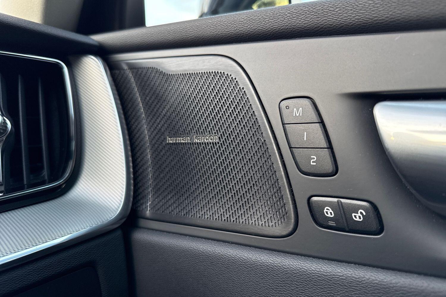 Used Volvo XC60 2023 for sale - 76607989: Photo 44