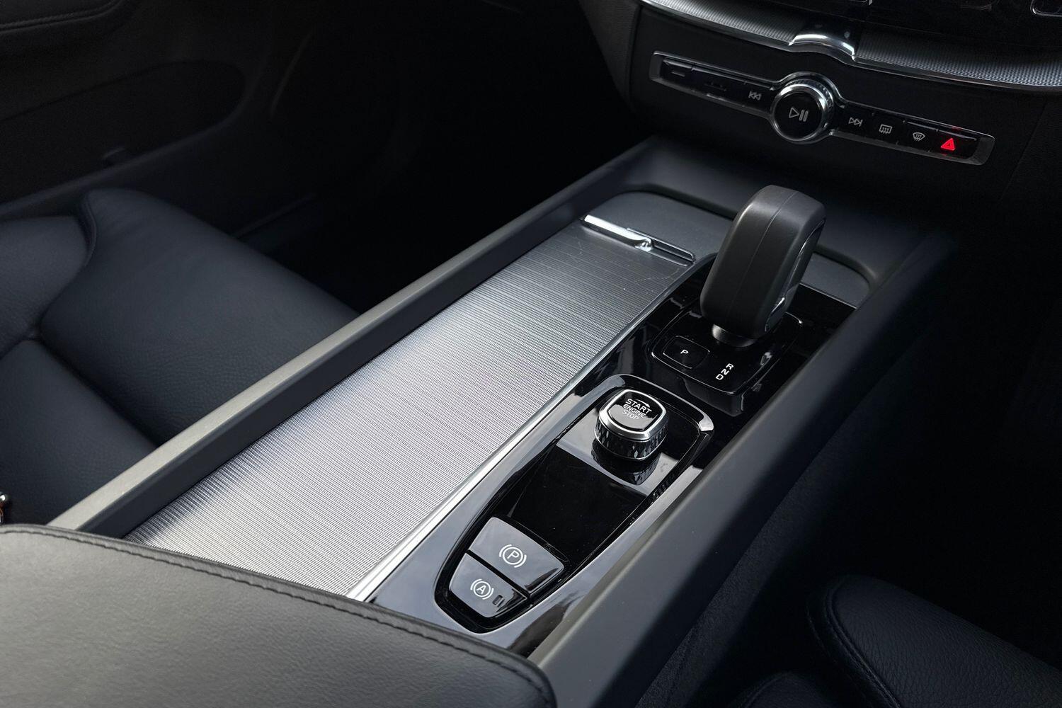 Used Volvo XC60 2023 for sale - 76607989: Photo 45