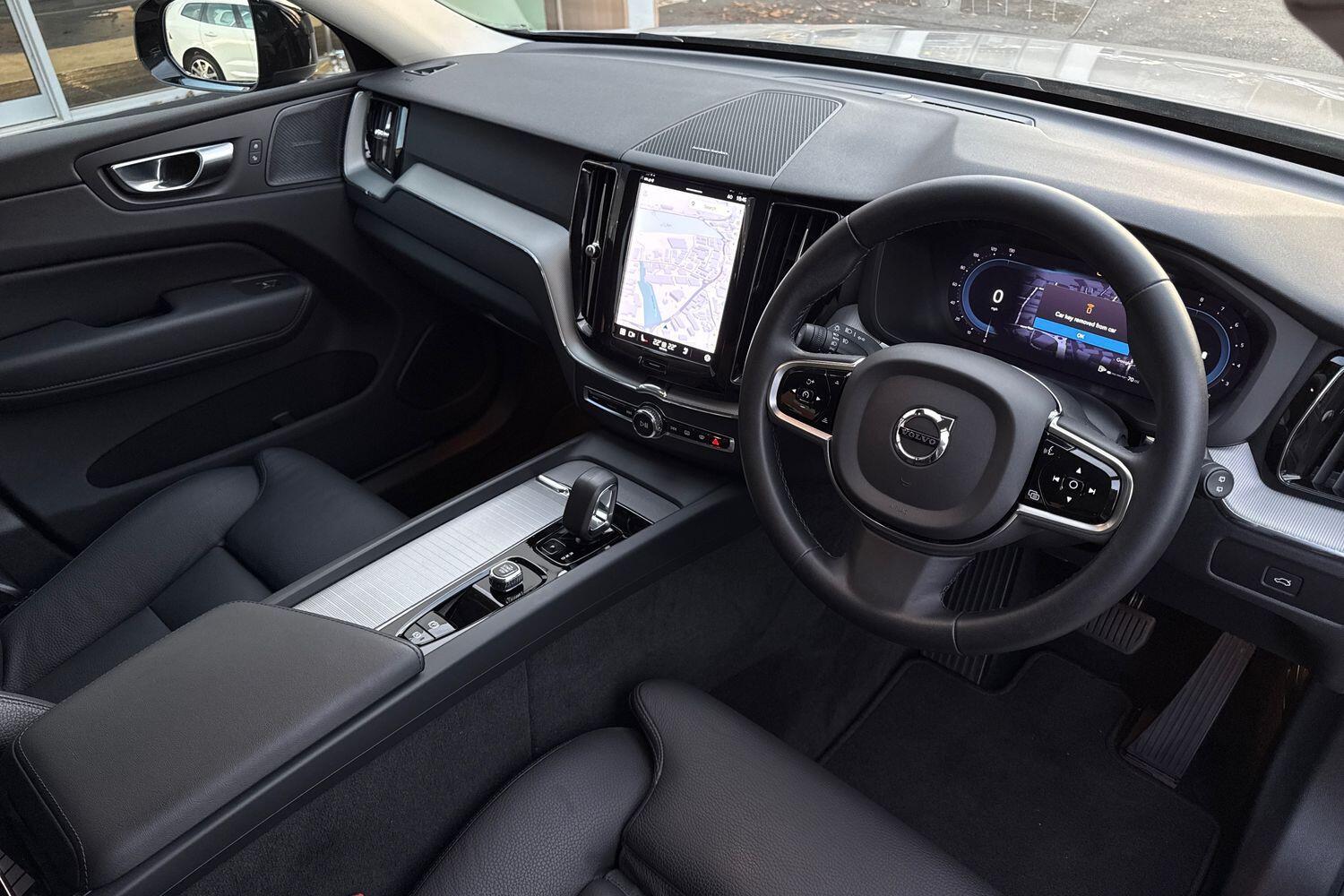 Used Volvo XC60 2023 for sale - 76607989: Photo 6