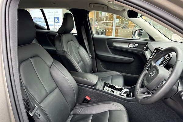 Used Volvo XC40 2021 for sale - 76179312: Photo 25