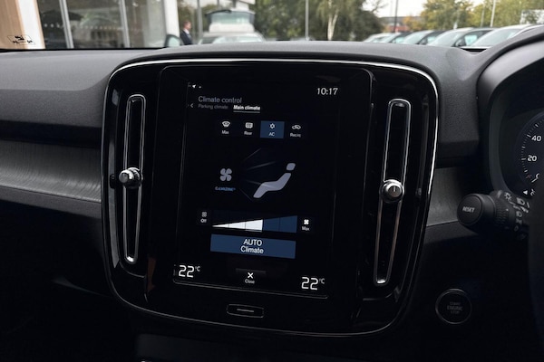 Used Volvo XC40 2021 for sale - 76179312: Photo 38