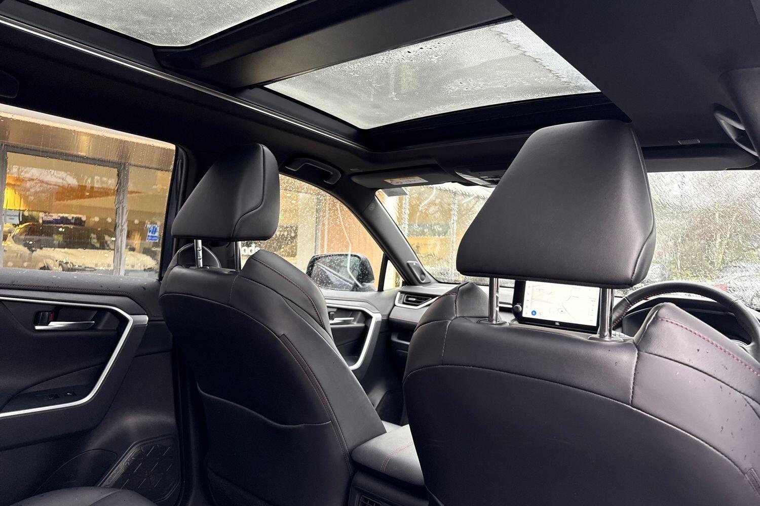 Used Toyota RAV4 2023 for sale - 77278620: Photo 24