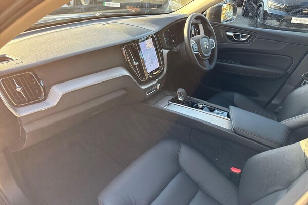 Used Volvo XC60 2022 for sale - 76135971: Photo 26