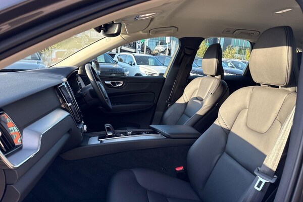 Used Volvo XC60 2022 for sale - 76135971: Photo 27
