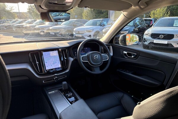 Used Volvo XC60 2022 for sale - 76135971: Photo 32