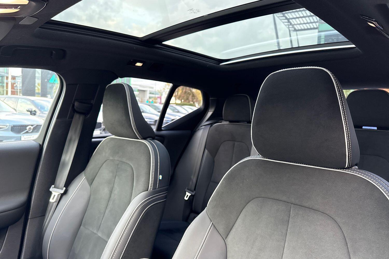 Used Volvo XC40 2022 for sale - 76361418: Photo 29